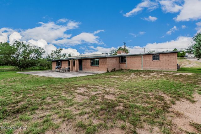 1460 N Royal Road, Nogales, AZ 85621