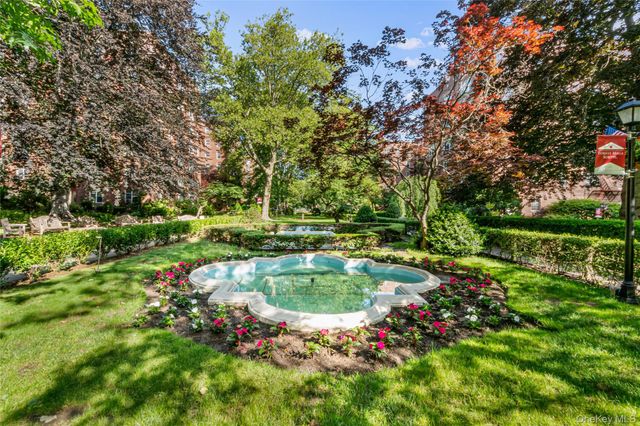 76-36 113th Street 5U, Forest Hills, NY 11375