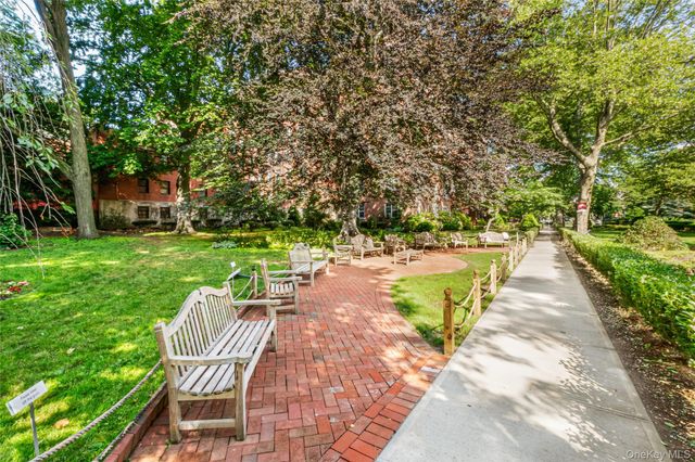 76-36 113th Street 5U, Forest Hills, NY 11375