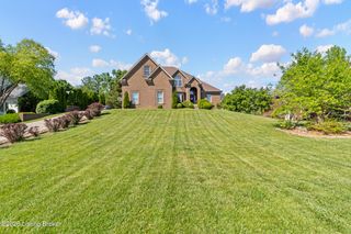 6223 Perrin Dr, Crestwood, KY 40014