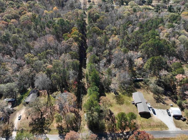 01 Blair Road, Laurens, SC 29630