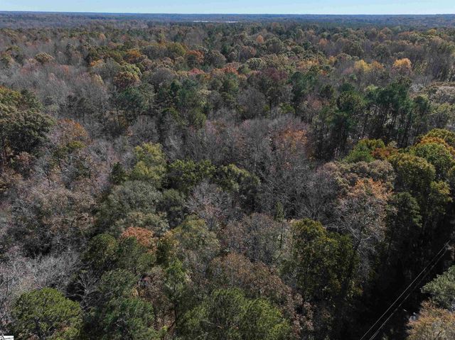 01 Blair Road, Laurens, SC 29630