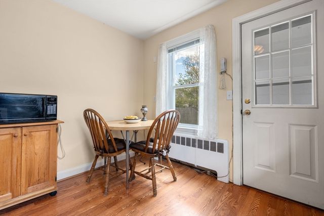 5 Olde Field Rd, Newton, MA 02459