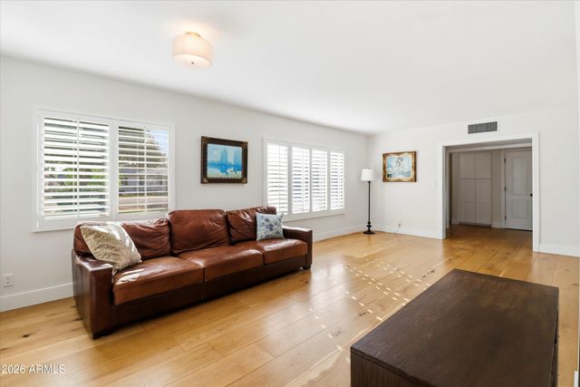 6146 N 10Th Avenue, Phoenix, AZ 85013