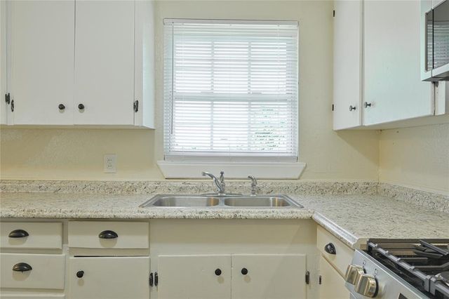 1009 Bell Drive, Midwest City, OK 73110