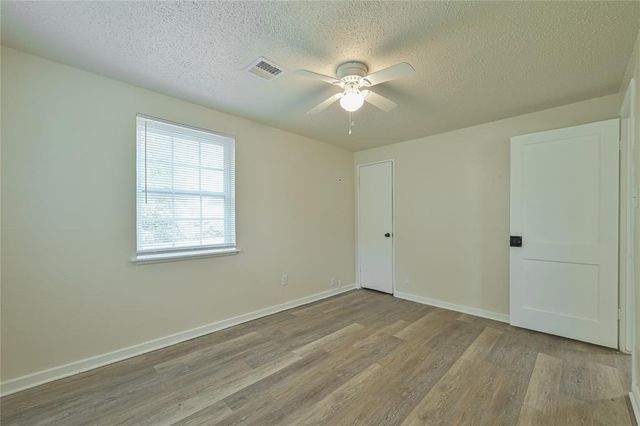 1009 Bell Drive, Midwest City, OK 73110