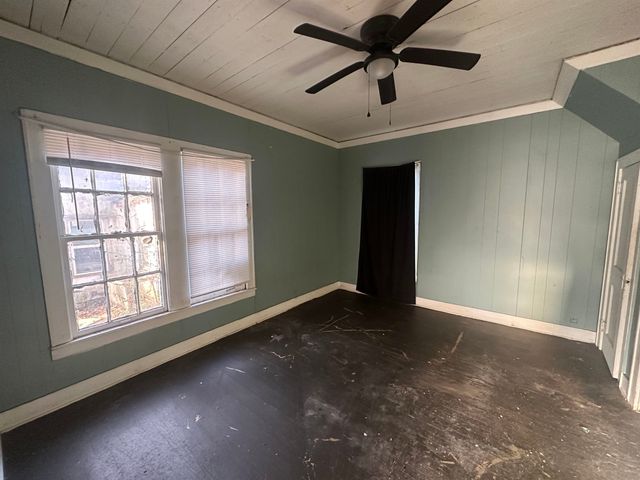 310 N Buckner, Atlanta, TX 75551