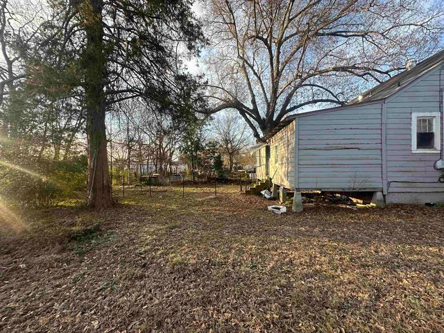 310 N Buckner, Atlanta, TX 75551