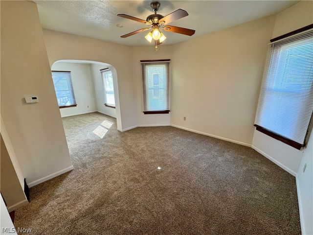 909 Clarendon Avenue SW, Canton, OH 44710