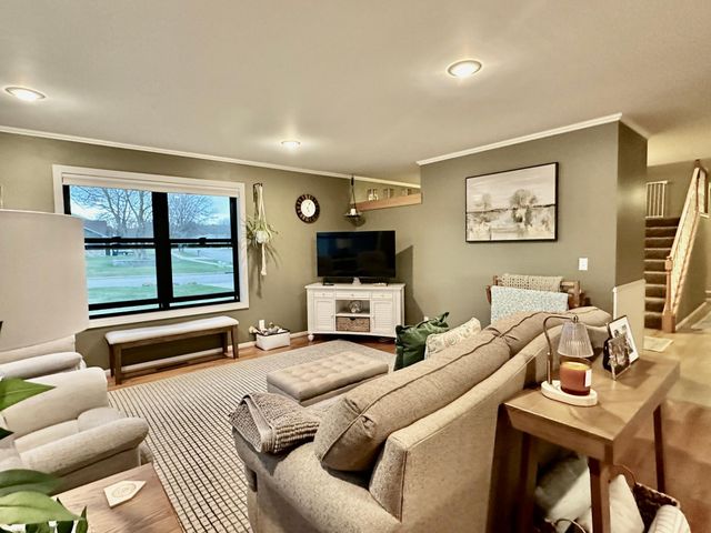 1932 Mark Lane, Eau Claire, WI 54703