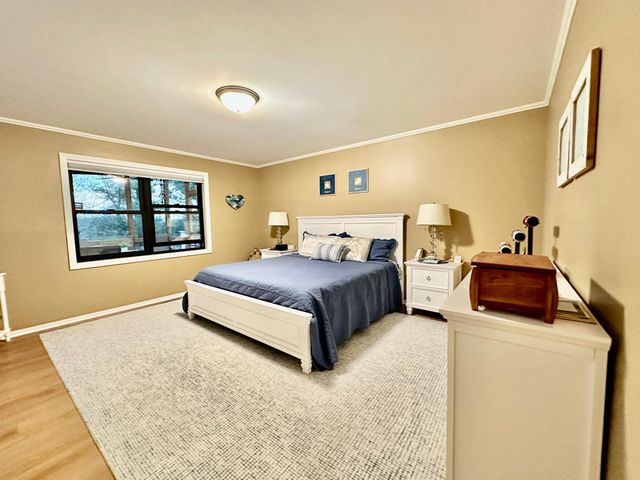 1932 Mark Lane, Eau Claire, WI 54703