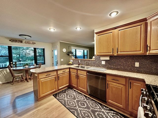1932 Mark Lane, Eau Claire, WI 54703