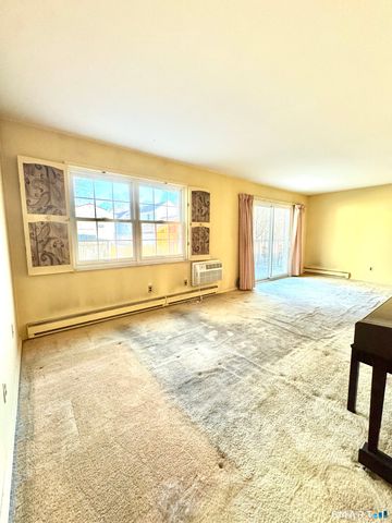 39 Woodway Road C5, Stamford, CT 06907