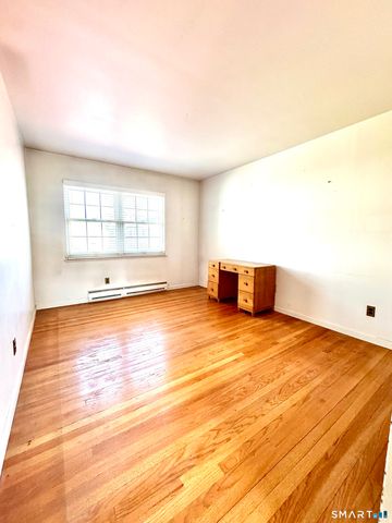 39 Woodway Road C5, Stamford, CT 06907