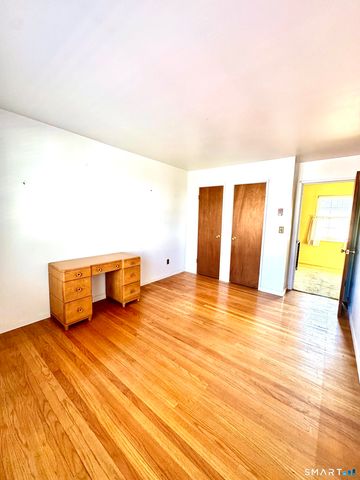 39 Woodway Road C5, Stamford, CT 06907