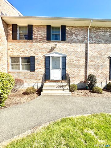 39 Woodway Road C5, Stamford, CT 06907