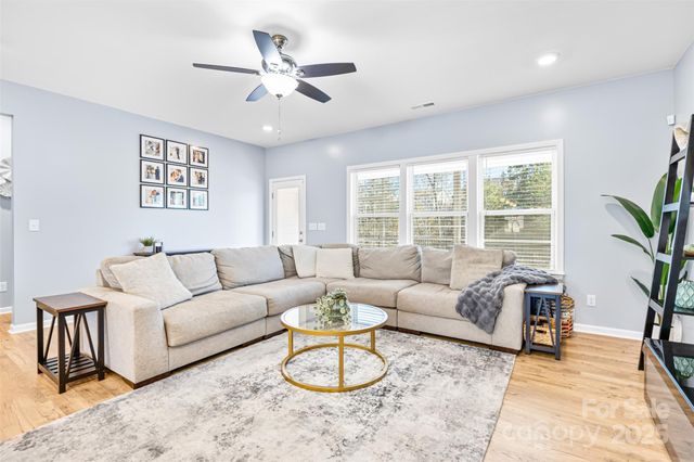 1934 Thoreau Way, York, SC 29745