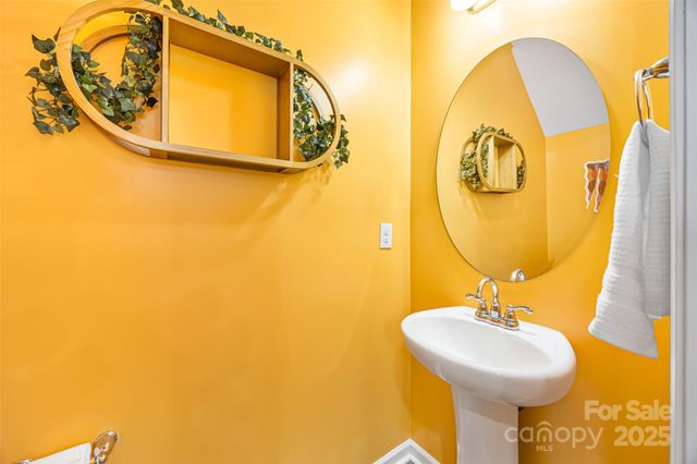 1934 Thoreau Way, York, SC 29745