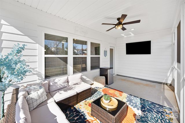 1934 Thoreau Way, York, SC 29745