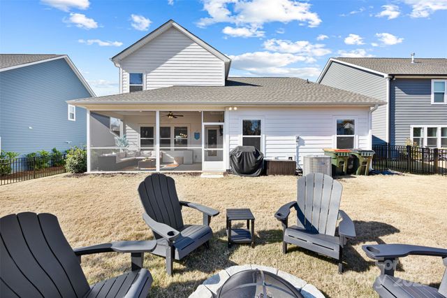 1934 Thoreau Way, York, SC 29745