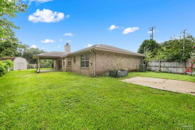 1203 Brook Bend Rd, Pensacola, FL 32506