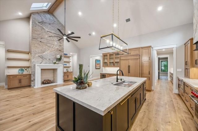 1522 Thornton Road, Houston, TX 77018