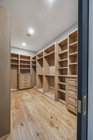 1522 Thornton Road, Houston, TX 77018