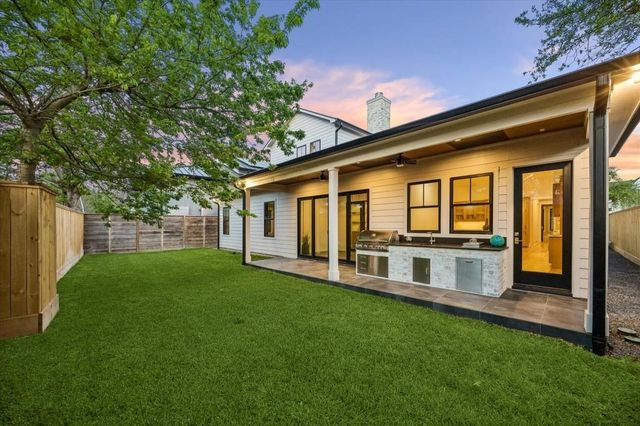 1522 Thornton Road, Houston, TX 77018