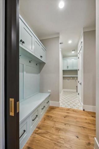 1522 Thornton Road, Houston, TX 77018