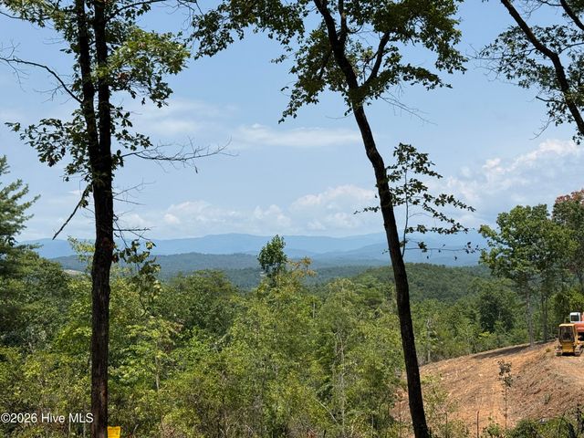 7 Avalon Crst Street, Murphy, NC 28906