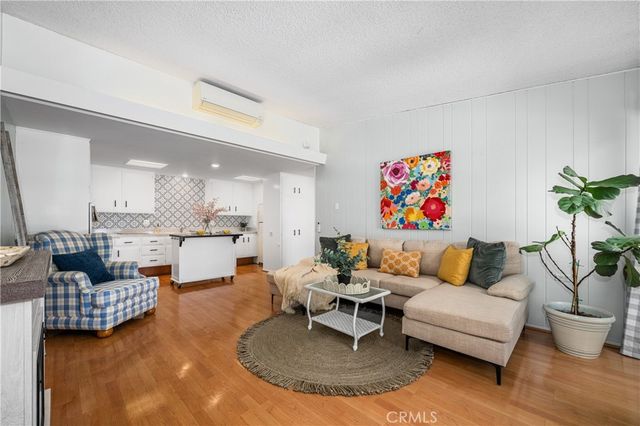 1564 Merion Way 34J, Seal Beach, CA 90740