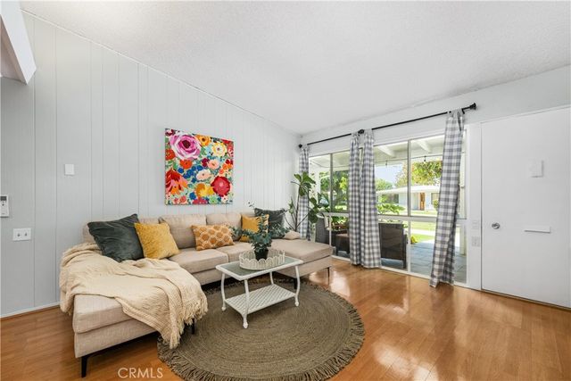 1564 Merion Way 34J, Seal Beach, CA 90740