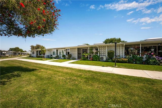 1564 Merion Way 34J, Seal Beach, CA 90740