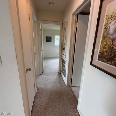 3639 SE 8th PL, Cape Coral, FL 33904