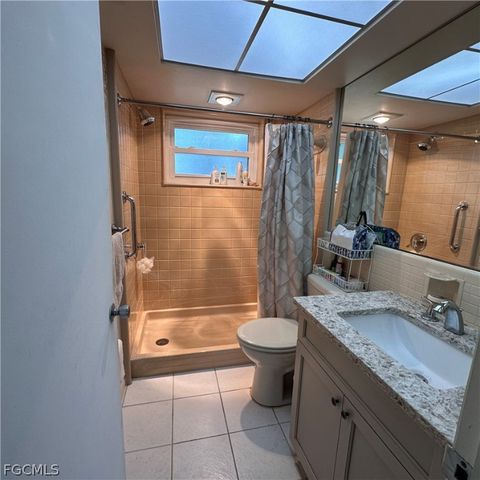 3639 SE 8th PL, Cape Coral, FL 33904