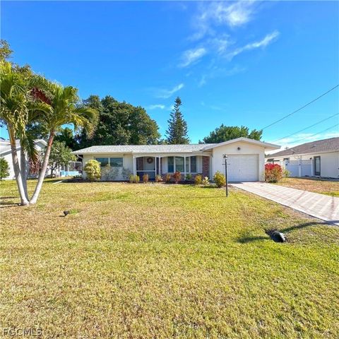 3639 SE 8th PL, Cape Coral, FL 33904