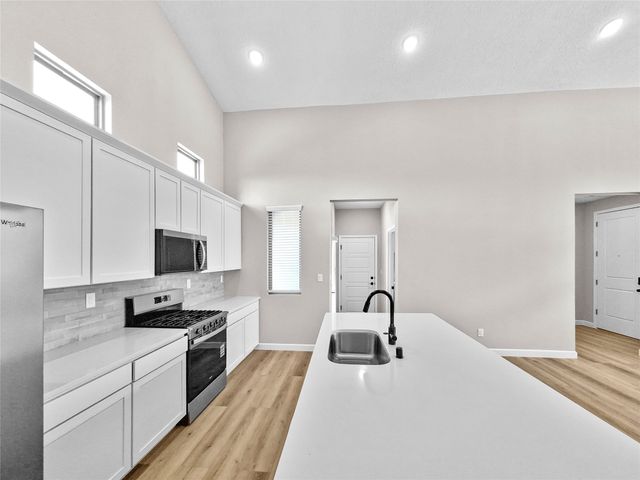 6346 Avenida Chamisa, Santa Fe, NM 87507