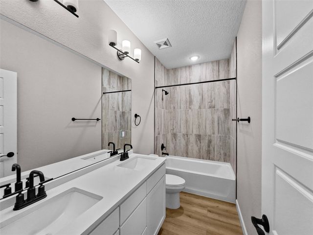 6346 Avenida Chamisa, Santa Fe, NM 87507