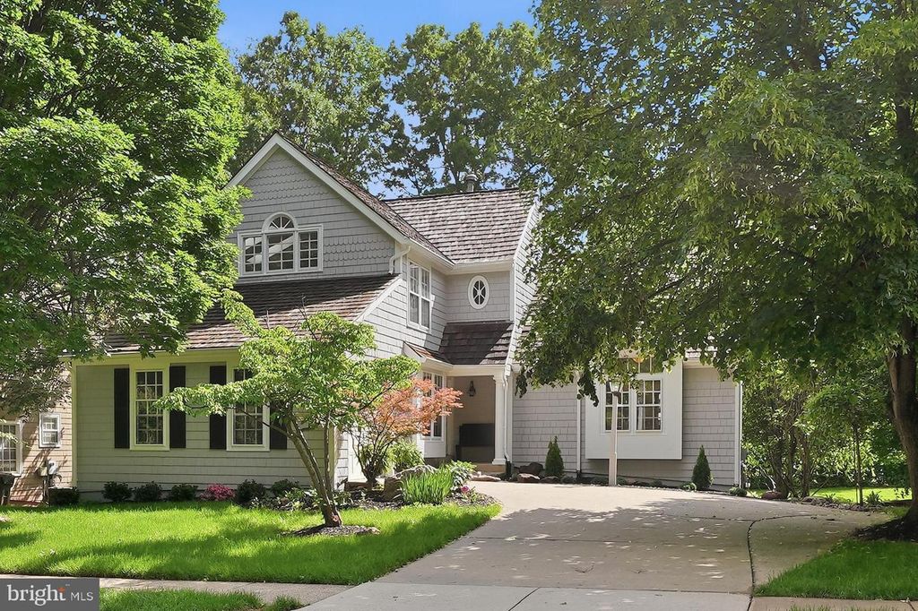 1291 LAMPLIGHTER WAY, Reston, VA 20194