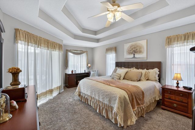 8 Zenger Ct, Palm Coast, FL 32164