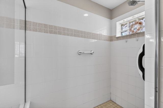 8 Zenger Ct, Palm Coast, FL 32164