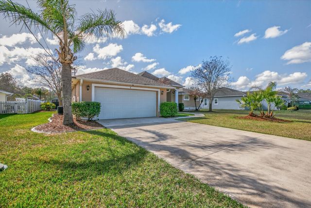 8 Zenger Ct, Palm Coast, FL 32164