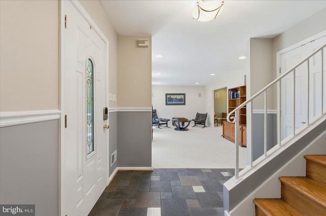5803 HALL ST, Burke, VA 22015