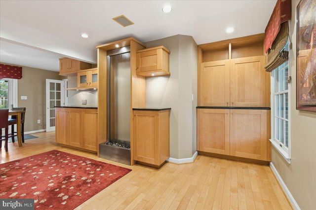 5803 HALL ST, Burke, VA 22015