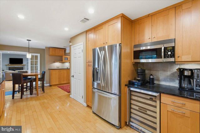5803 HALL ST, Burke, VA 22015