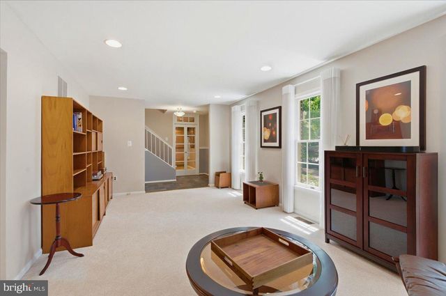 5803 HALL ST, Burke, VA 22015