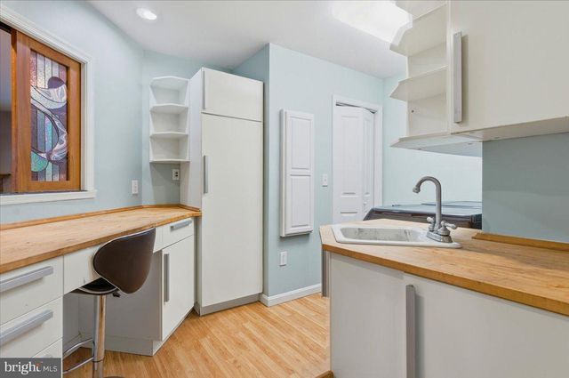 5803 HALL ST, Burke, VA 22015