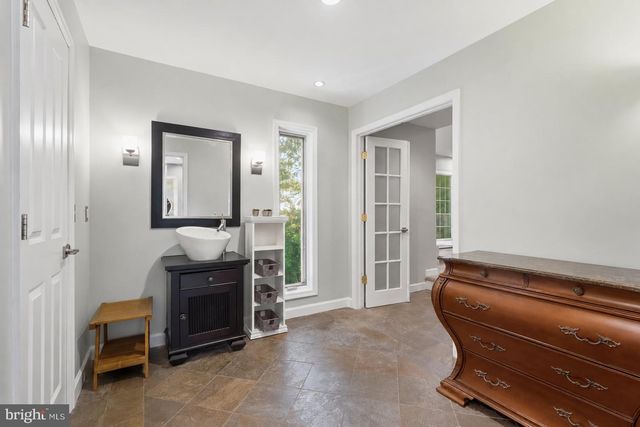 5803 HALL ST, Burke, VA 22015