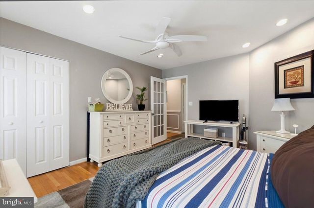 5803 HALL ST, Burke, VA 22015