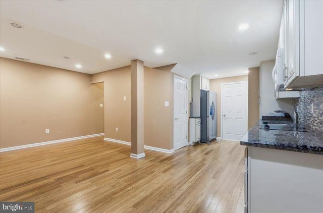5803 HALL ST, Burke, VA 22015